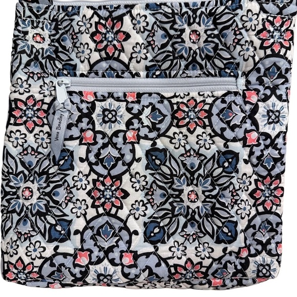 Vera Bradley Lisbon Medallion Hipster, Trifold Wallet, & Checkbook Cover Set - Picture 5 of 13